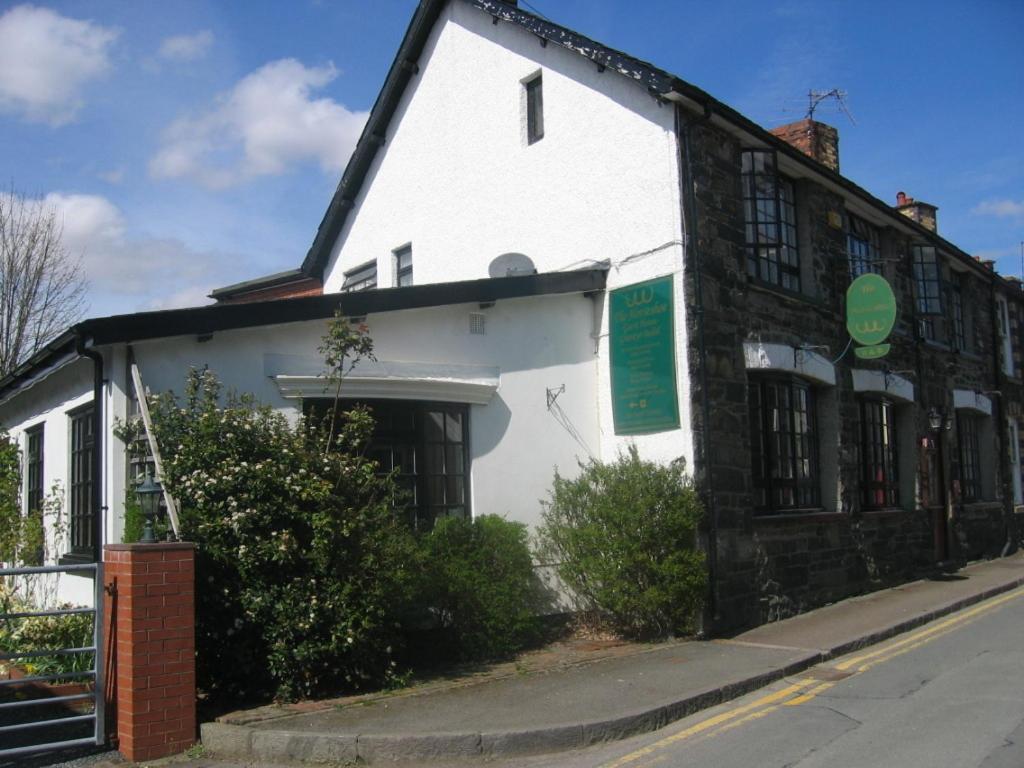 The Horseshoe Guesthouse Rhayader Extérieur photo